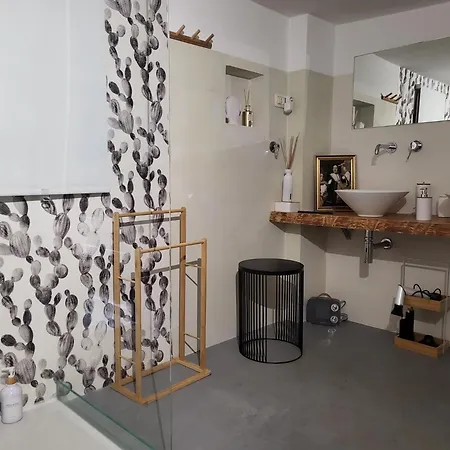 Vicolo Re In Centro Con Stile Porto Empedocle